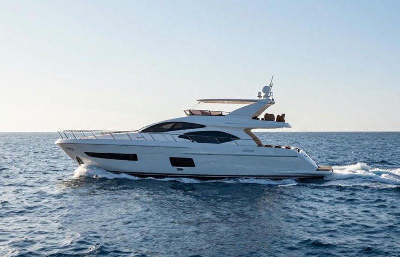 Speedboat console shell